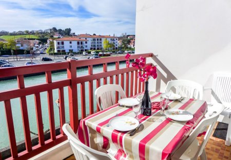 Apartment in Ciboure Nord, France