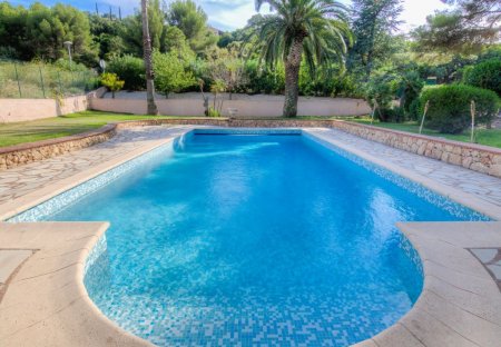 House in Saint-Raphaël, the South of France
