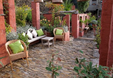 Country House in Pórtugos, Spain