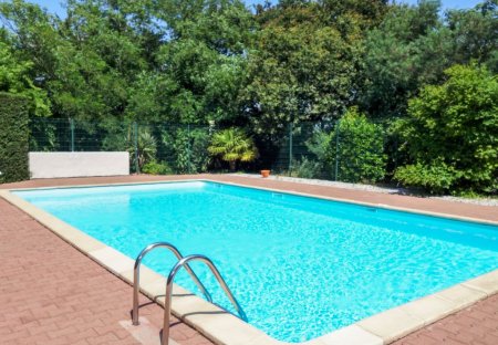 Apartment in Aiguillon, France