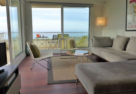 Apartment in Front de Mer, France