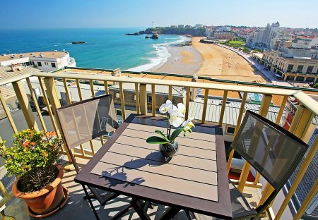Apartment in Front de Mer, France