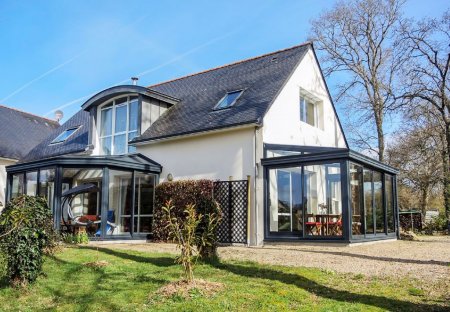 House in Gouesnach, France