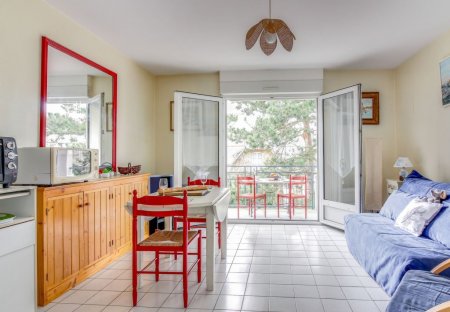 Apartment in Port Blanc-St Enogat La Malouine, France