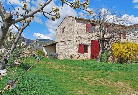 House in Saint-Saturnin-lès-Apt, the South of France