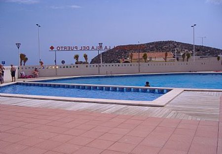 Apartment in Puerto de Mazarrón, Spain: swimming pool
