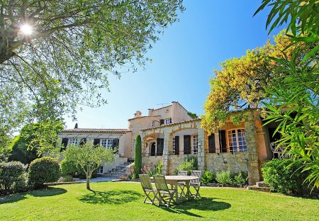 House in Saint-Raphaël, the South of France