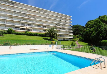 Apartment in Croix des Gardes, the South of France
