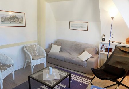 Apartment in Intra-Muros, France