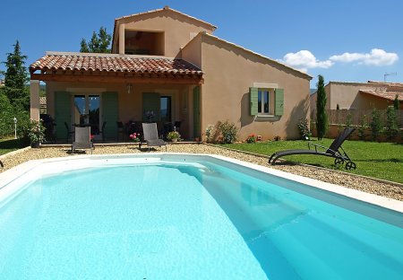 House in Saint-Saturnin-lès-Apt, the South of France