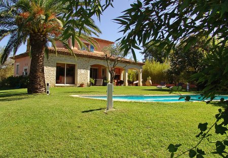 House in Cogolin, the South of France