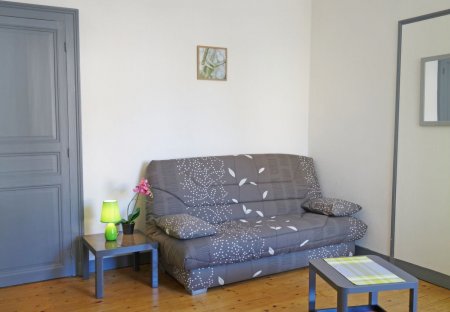 Apartment in Parame Centre-Rochebonne, France