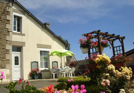 House in Lézardrieux, France