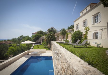 Villa in Pile, Croatia