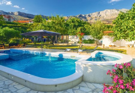 Villa in Žrnovnica, Croatia