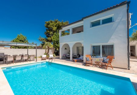 Villa in Vrsi, Croatia