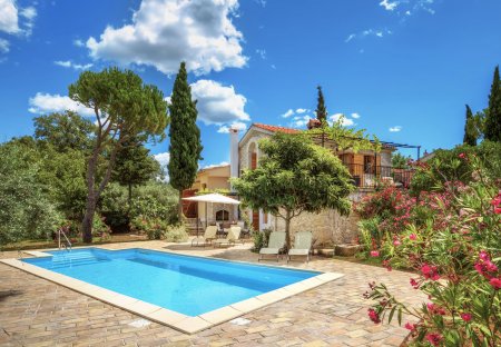 Villa in Rasopasno, Croatia