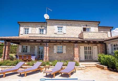 Villa in Heraki, Croatia