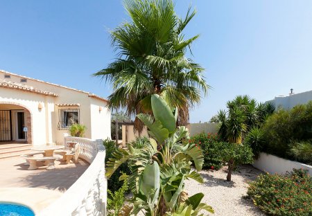 Villa in Urbanización L'Almunia, Spain