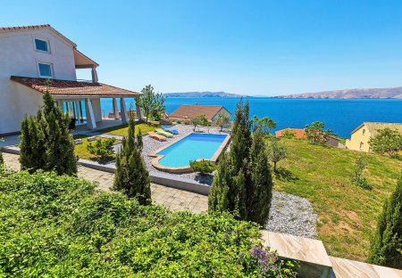 Villa in Pijavica, Croatia
