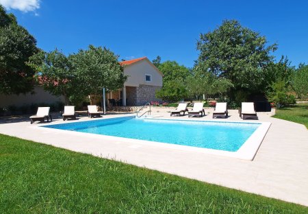 Villa in Kakma, Croatia