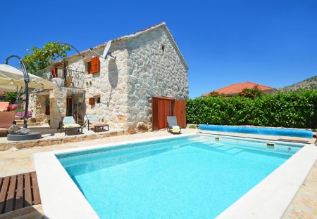 Villa in Vrsine, Croatia