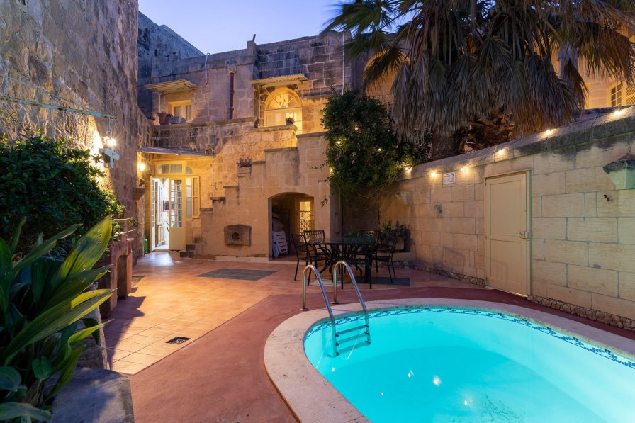 Farm house in Malta, Santa Lucija