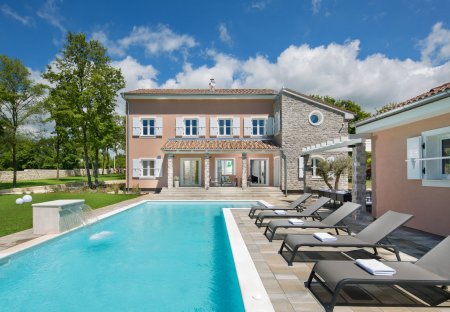 Villa in Butkovići, Croatia