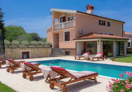 Villa in Melnica, Croatia