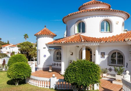 Villa in El Faro, Spain