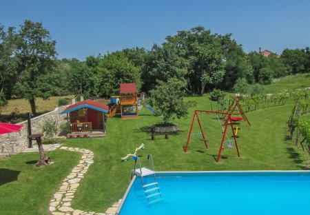 Villa in Kunj, Croatia