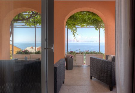 Villa in Pijavica, Croatia
