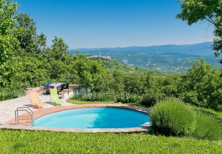 Villa in Montovani, Croatia