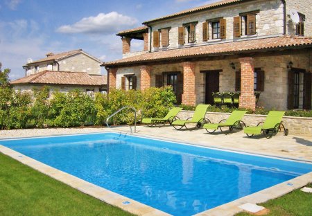 Villa in Sveti Lovreč Pazenatički, Croatia