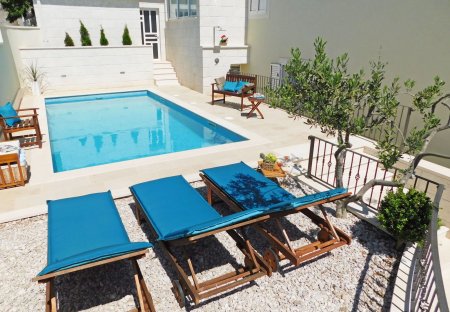 Villa in Bast, Croatia: