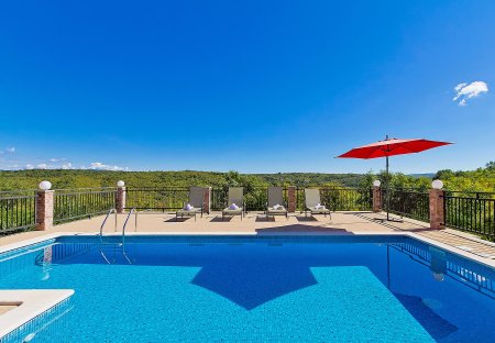 Villa in Kunj, Croatia