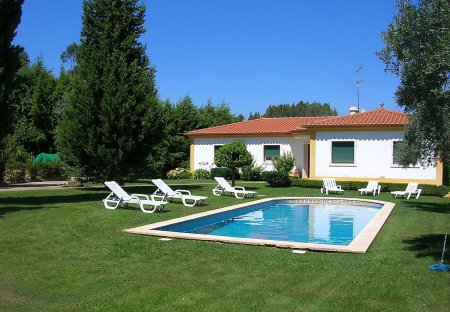 Villa in Fungalvaz, Portugal