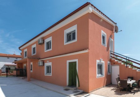 Apartment in Peruški, Croatia