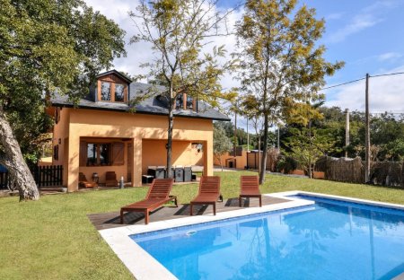 Villa in Sant Cebrià de Vallalta, Spain