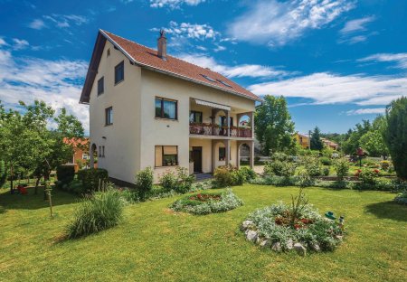 Apartment in Marinići, Croatia