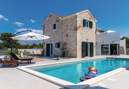 Villa in Zaton (Šibenik), Croatia