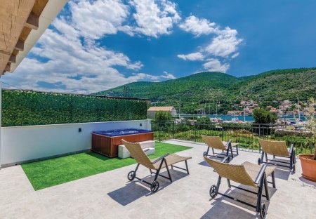 Apartment in Mokošica, Croatia