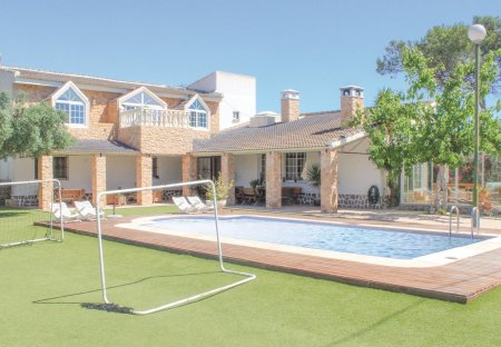 Villa in Pilar de la Horadada, Spain