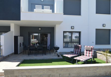 Apartment in Pilar de la Horadada, Spain
