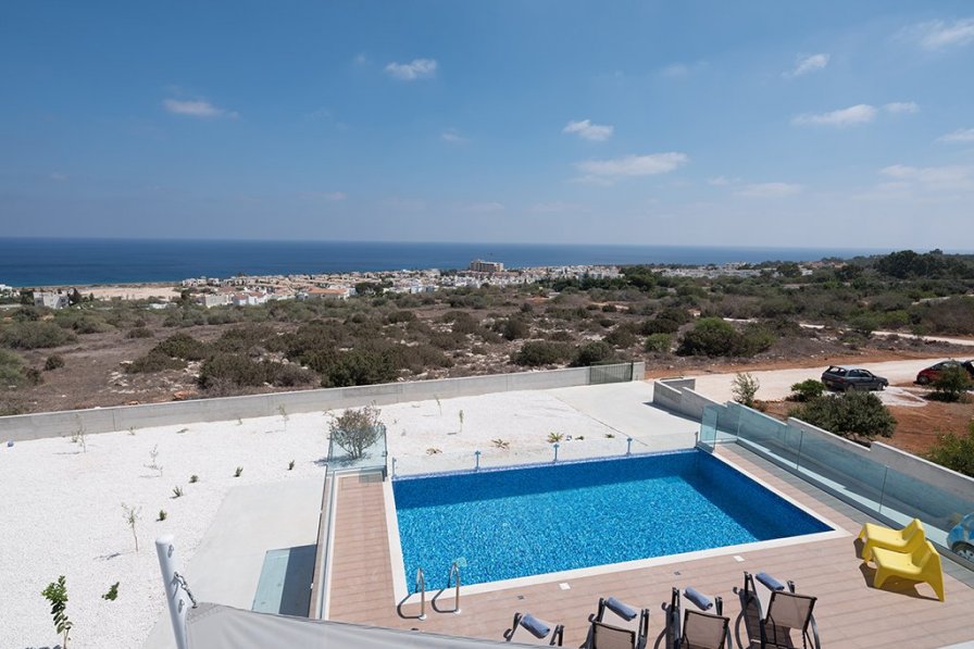 Villa to rent in Cape Greco, Cyprus with private pool 259330