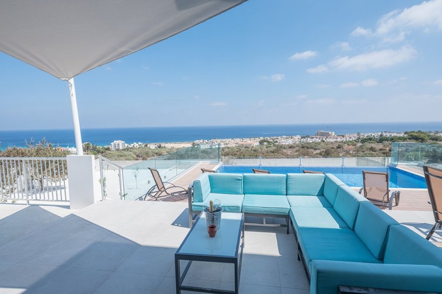Villa to rent in Cape Greco, Cyprus with private pool 259330