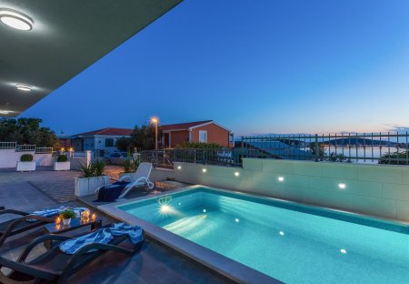 Villa in Zatoglav, Croatia