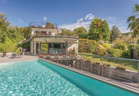 Villa in Urbapol, Spain