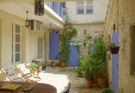 House in Saint-Rémy-de-Provence Centre Ville, the South of France