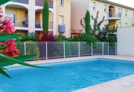 Apartment in L'Isle-sur-la-Sorgue, the South of France
